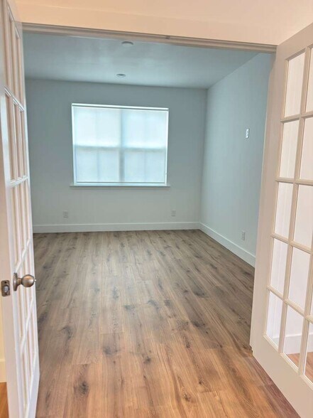 Building Photo - 25 Mainland Lakes Dr