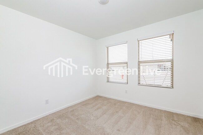 Building Photo - 12508 Huntington Rdg Wy