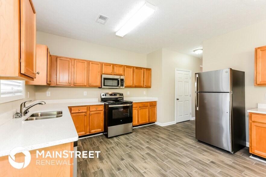 Building Photo - 3644 Walnut Creek Way