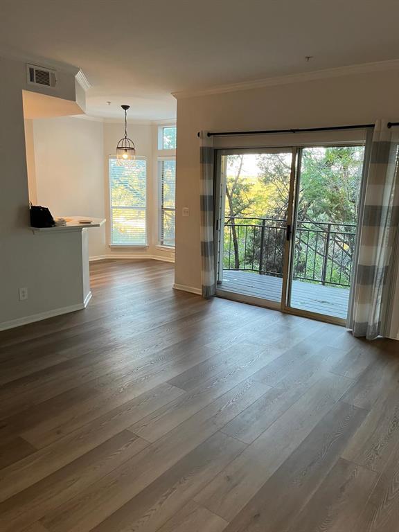 Building Photo - 6000 Shepherd Mountain Cove