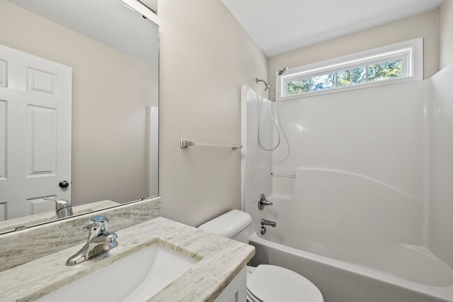 Building Photo - 205 Tonylee Ct