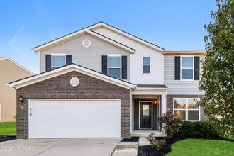 Building Photo - 6797 Brittany Oak Dr