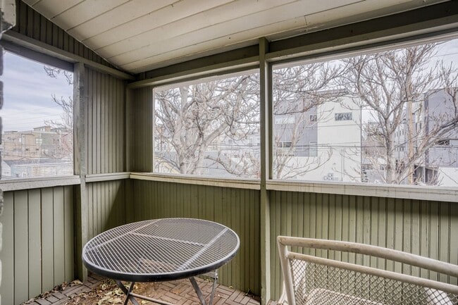 Building Photo - Renovated Historic 4BR Denver Home w/ Private Yard