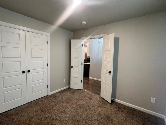 Building Photo - 11805 Loren Brook Ln