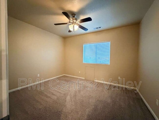 Building Photo - 584 Granada Court