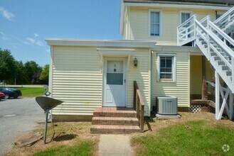 Building Photo - Great - 1 BEDROOM in Middletown with a Bri...