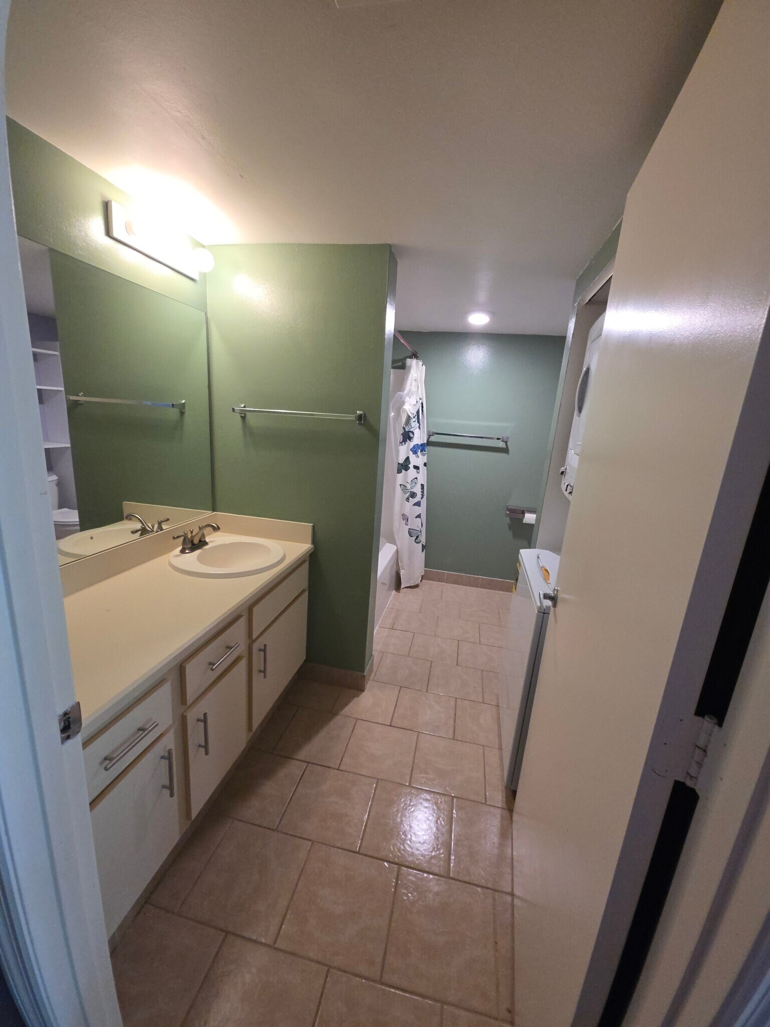 Building Photo - 1601 Big Tree Rd