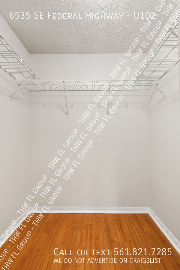 Building Photo - 6535 SE Federal Hwy