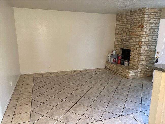 Building Photo - 11906 Alpheus Ave