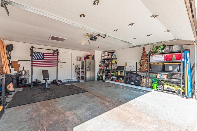 Building Photo - 3158 Breckenridge Dr W