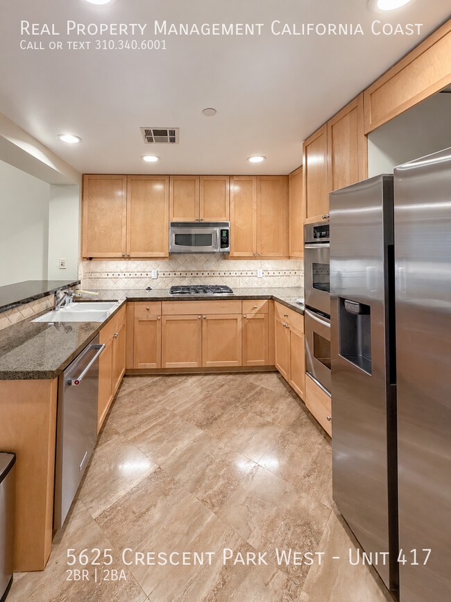 Building Photo - 5625 Crescent Prk W