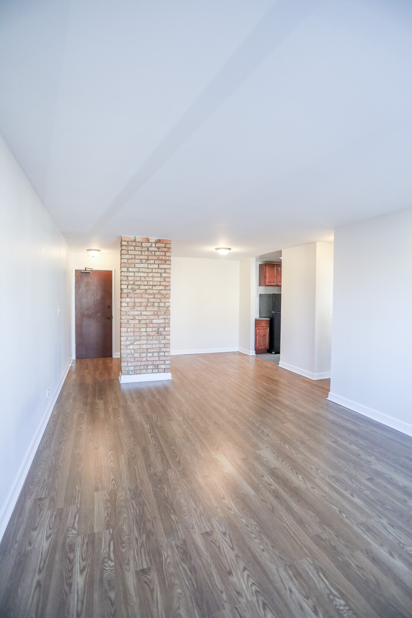 Building Photo - 1774 W Highland Ave