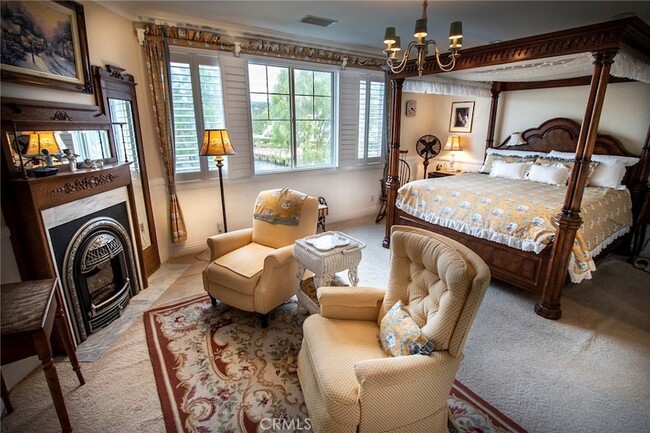 Building Photo - 27016 Island Rd