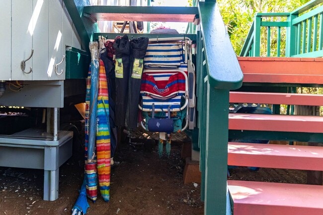 Building Photo - 59-018 Holawa St