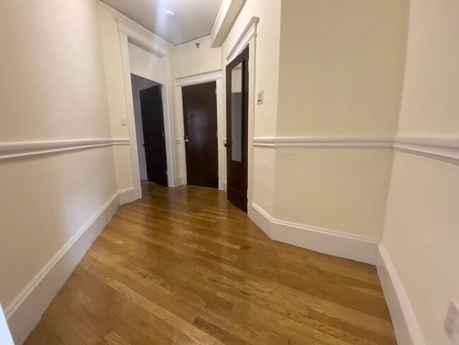 Building Photo - 335 Huntington Ave