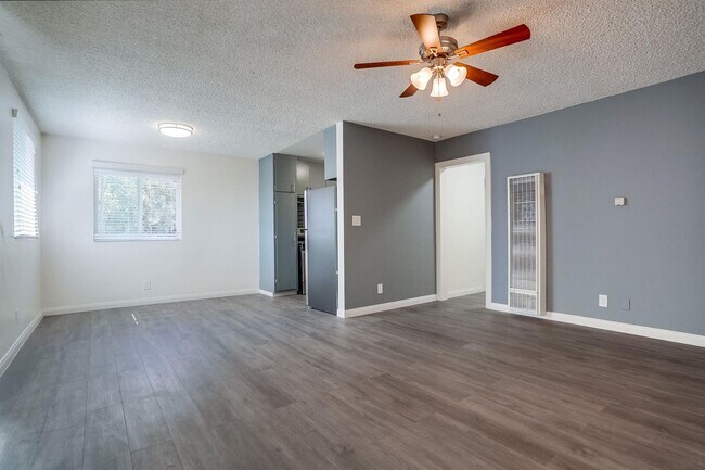 Building Photo - 6117 11th Ave