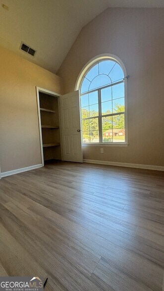 Building Photo - 100 Riverside Walk