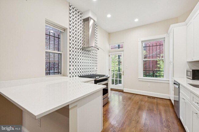 Building Photo - 1842 North Capitol St NW