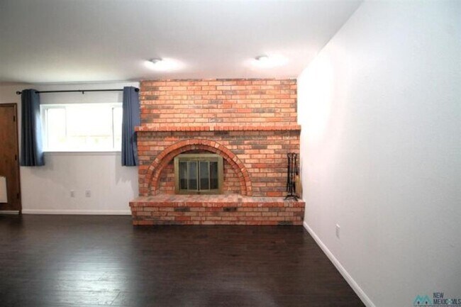 Building Photo - 1321 Concord Rd