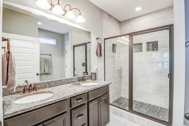 Building Photo - 85 Nokes Dr