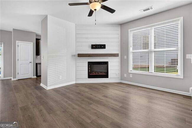 Building Photo - 4688 Beacon Ridge Ln