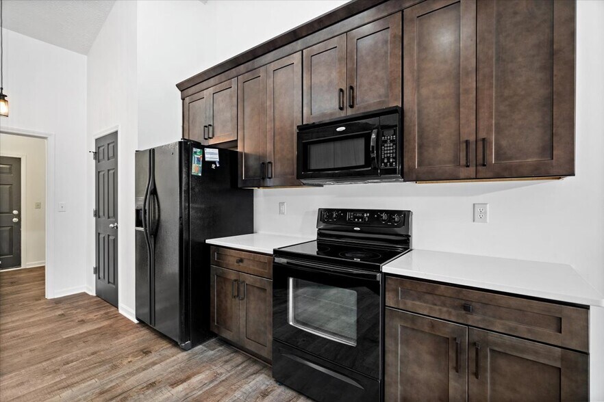 Building Photo - 1429 Softwind Dr