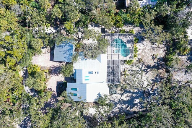 Building Photo - 5310 Hidden Harbor Rd