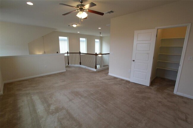 Building Photo - 9304 Lost Bridge Ln