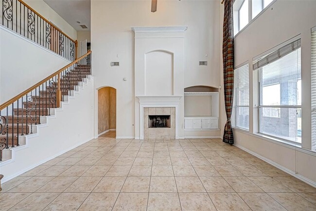 Building Photo - 7510 Shadow Terrace Ln