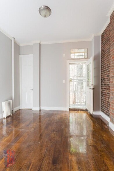 Building Photo - 321 East Tenth St (Ave A & Ave B), #2E