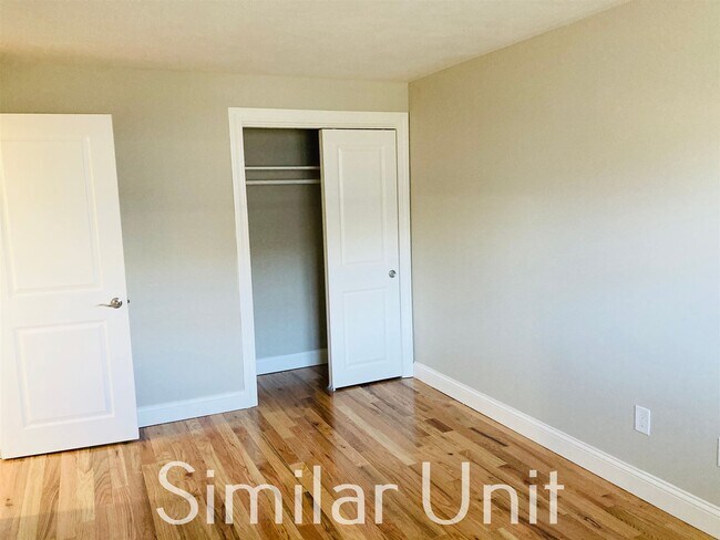 Building Photo - 1023 Mammoth Rd