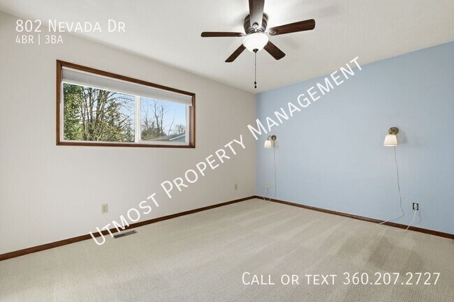 Building Photo - 802 N Nevada Dr