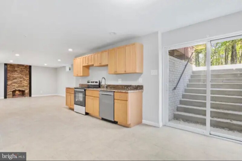 Building Photo - 116 Cross Foxes Dr