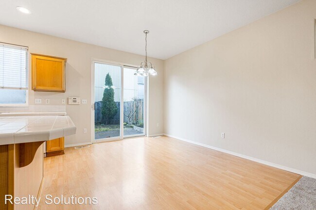 Building Photo - 3 br, 2.5 bath House - 17691 SW September ...