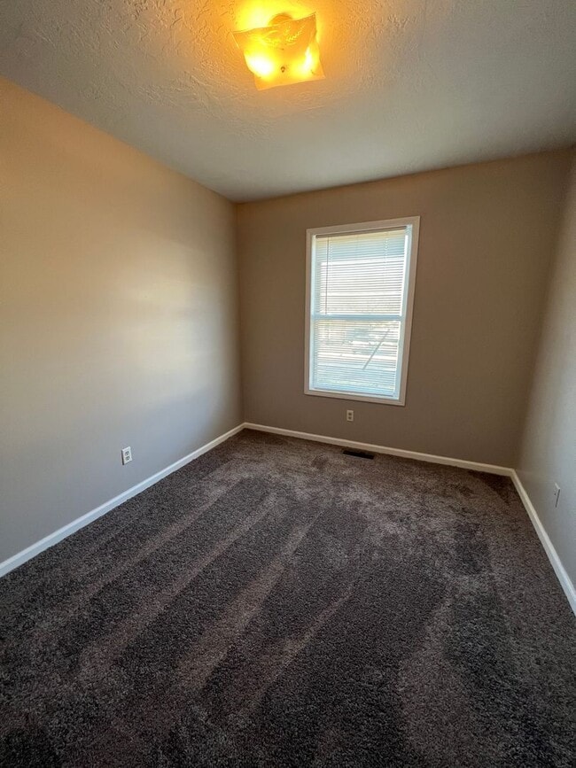 Building Photo - Charming 3 BD, 2 BA Home in Martin, TN!