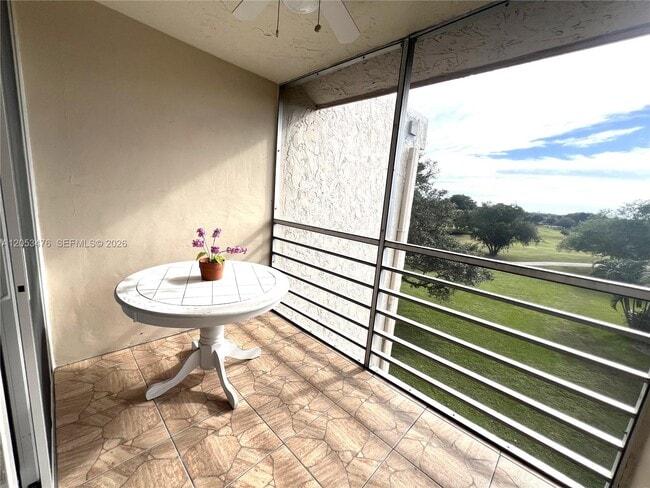 Building Photo - 9451 Evergreen Pl
