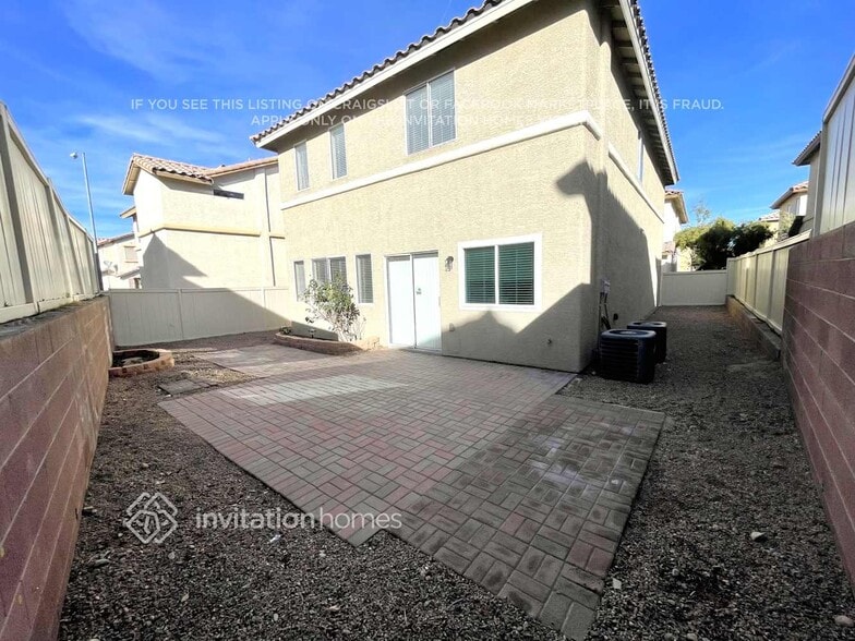 Building Photo - 6027 Ambleshire Ave