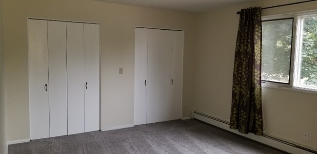 Building Photo - 3420 Clubheights Dr
