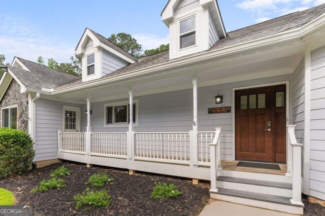 Building Photo - 1060 Old Rock Rd