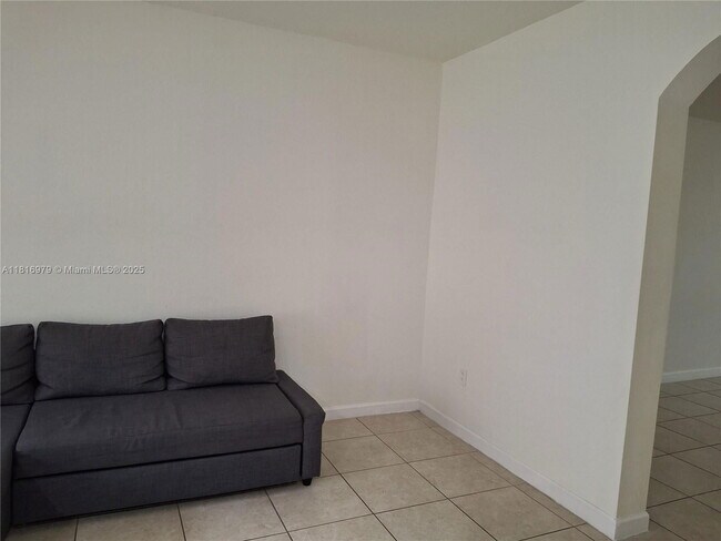 Building Photo - 9320 W 33rd Ln