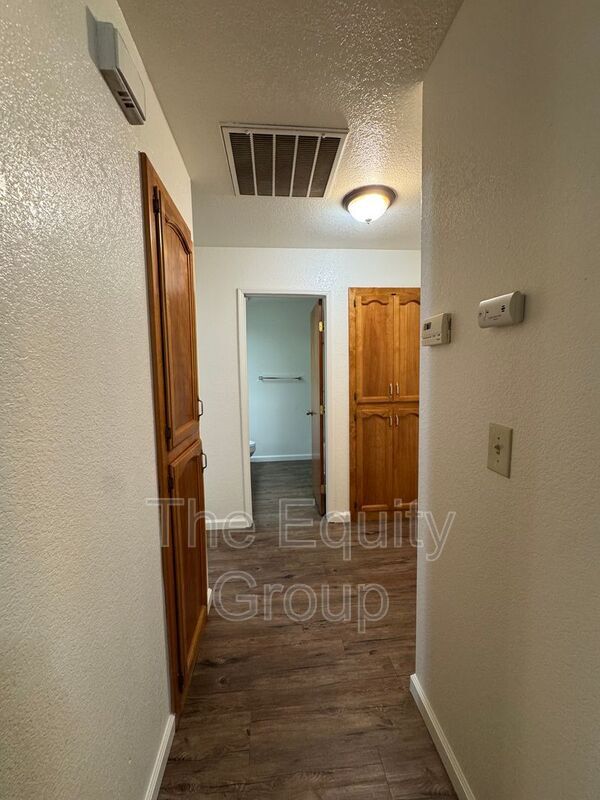 Building Photo - 1328 S Rossmoor St