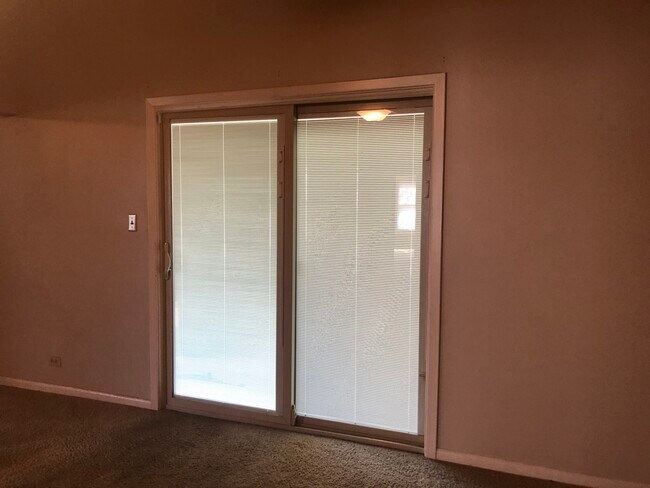 Building Photo - 716 W Georgia Ave