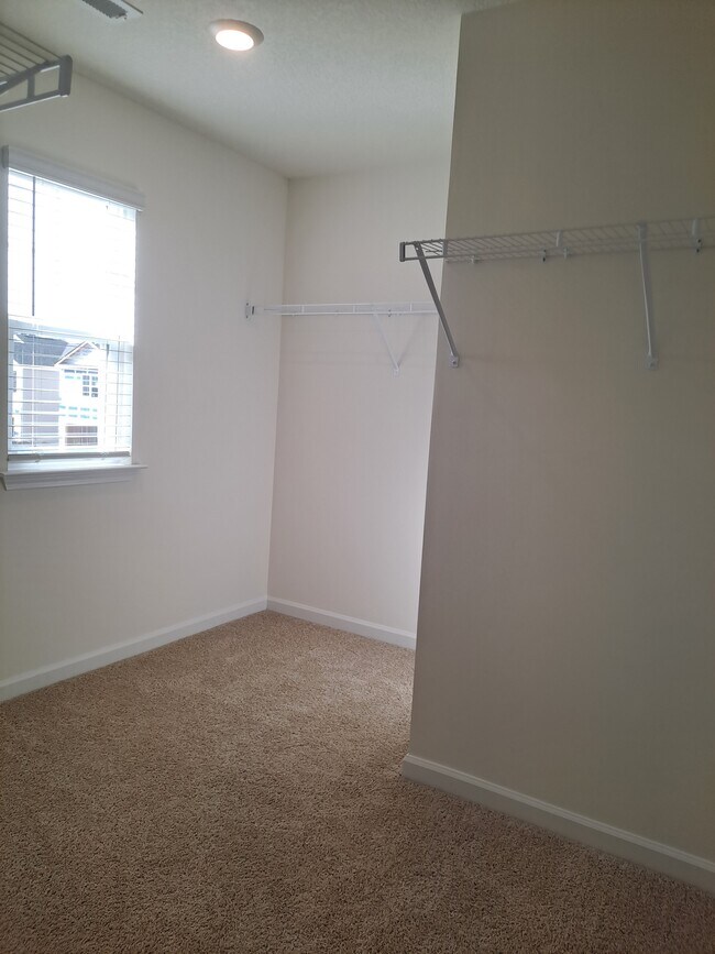 Building Photo - 7215 Jumping Jack Ln