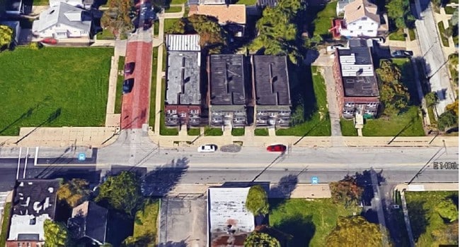 Aerial Photo - Othello Apartments