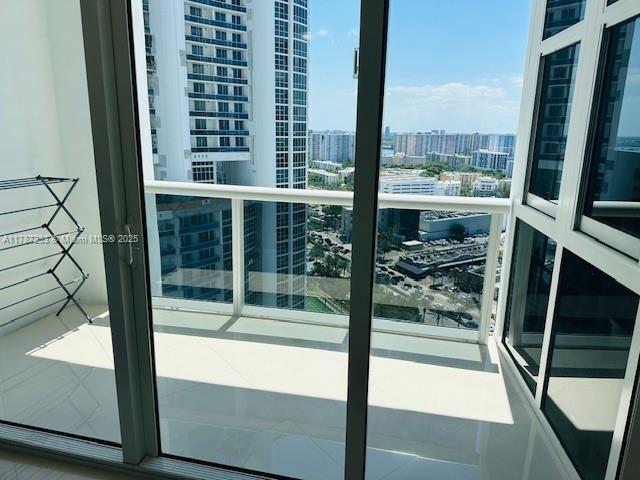 Building Photo - 18201 Collins Ave
