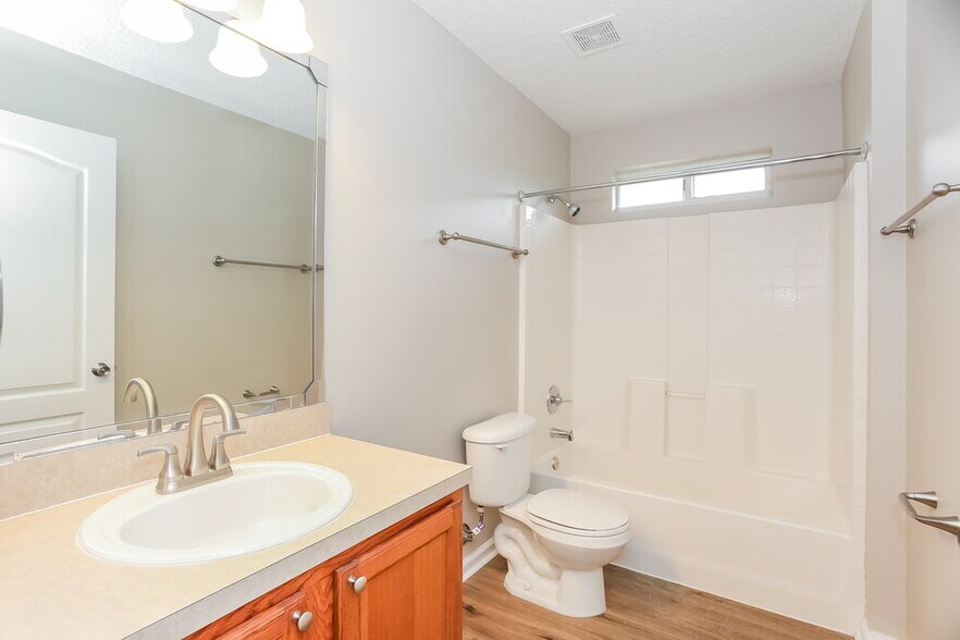 Building Photo - 12259 Captiva Bluff Rd