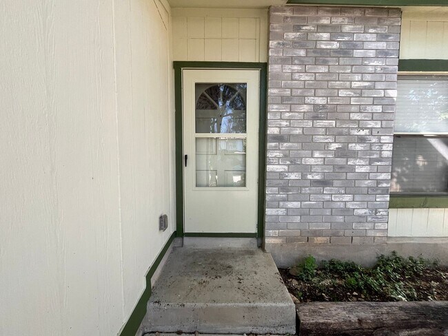 Building Photo - 7339 Hunters Land