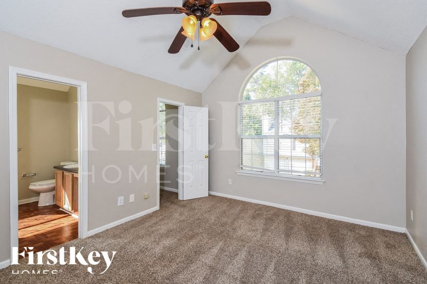 Building Photo - 2332 Rambling Way