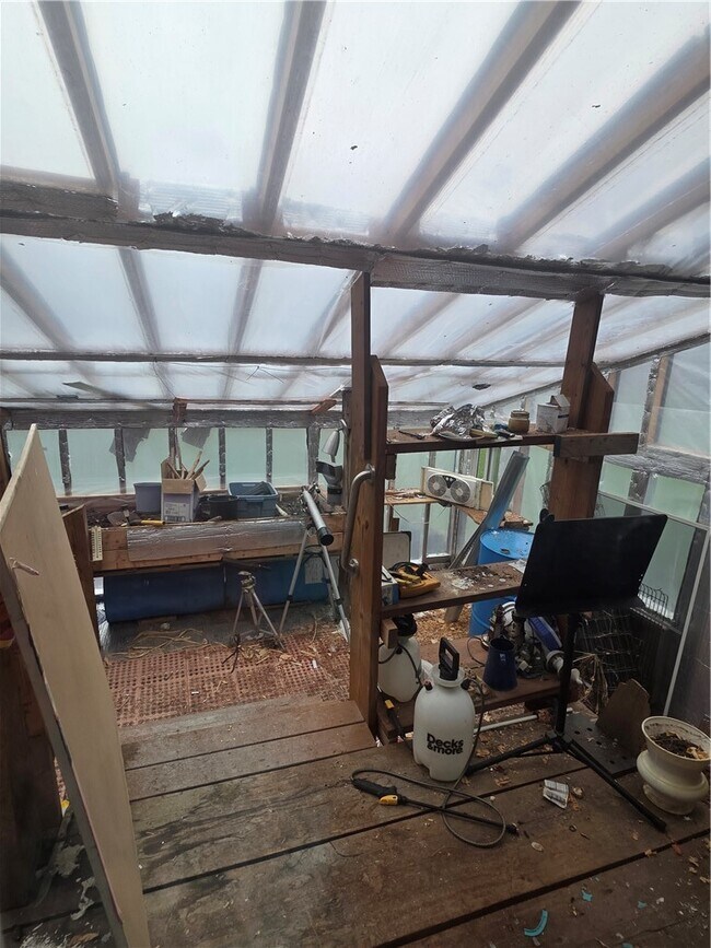 Building Photo - 1190 Kent Rd