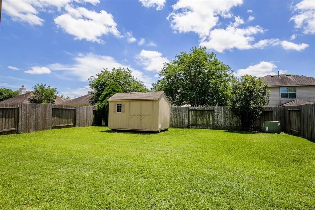 Building Photo - 17031 Sperry Landing Dr